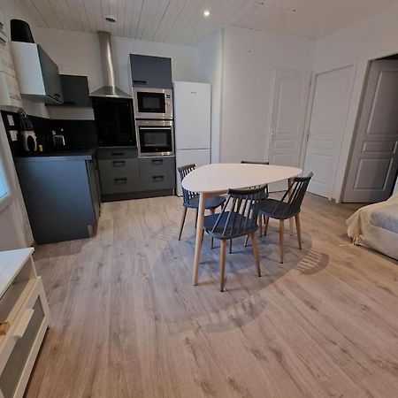 Superbe Appartement Renove A Neuf Centre Bourg Brem Sur Mer Dış mekan fotoğraf