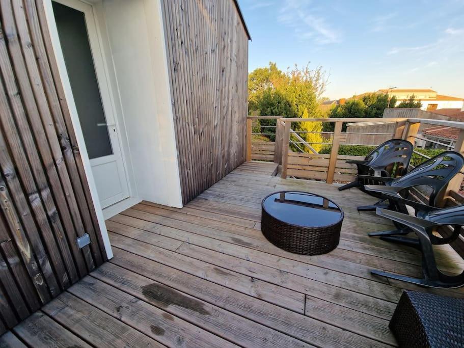 Superbe Appartement Renove A Neuf Centre Bourg Brem Sur Mer Dış mekan fotoğraf